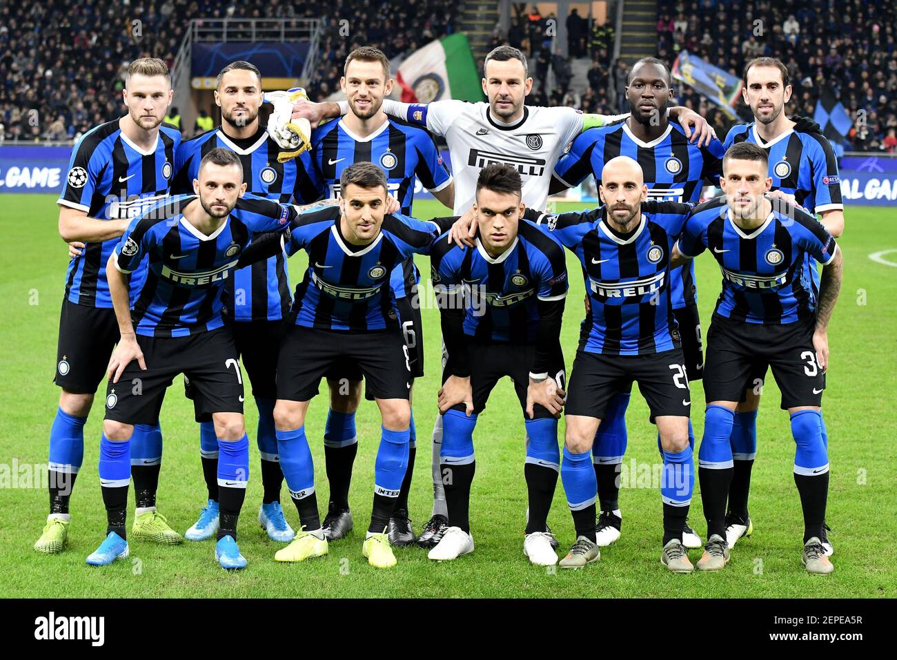 Inter team line up Milano 10-12-2019 Stadio San Siro Football Champions  League 2019/2020 Gruppo F FC Internazionale - Barcellona Foto Andrea  Staccioli / Insifefoto/Sipa USA Foto stock - Alamy