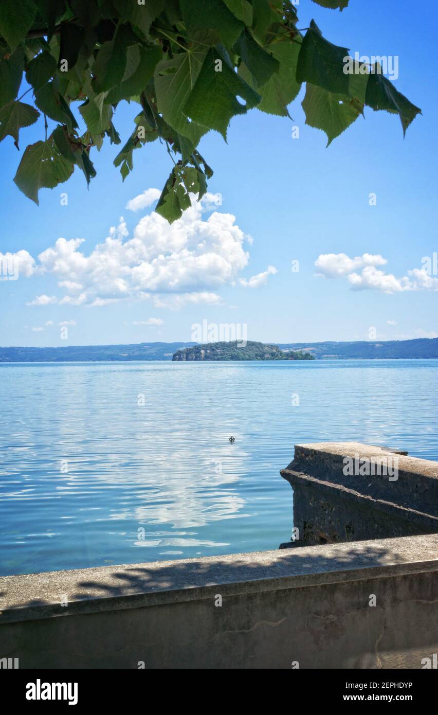 Vista sul Lago di Bolsena - Viterbo Italia Foto Stock