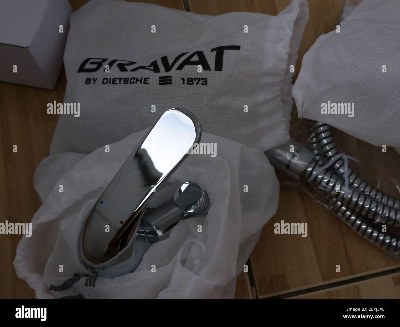 Rubinetto per bagno Bravat FG 135188CP - В - RUS. Bravat, un marchio di Roman Dietsche GmbH è un'azienda tedesca che offre arredi per bagno. Foto Stock