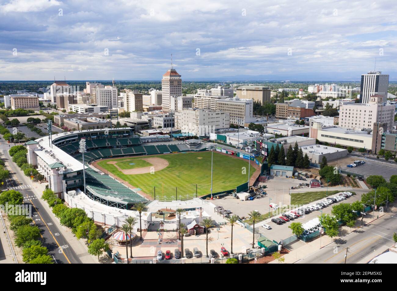 Vista aerea dello stadio di baseball del Chukchansi Park nel centro di Fresno, sede della squadra dei Grizzlies Foto Stock