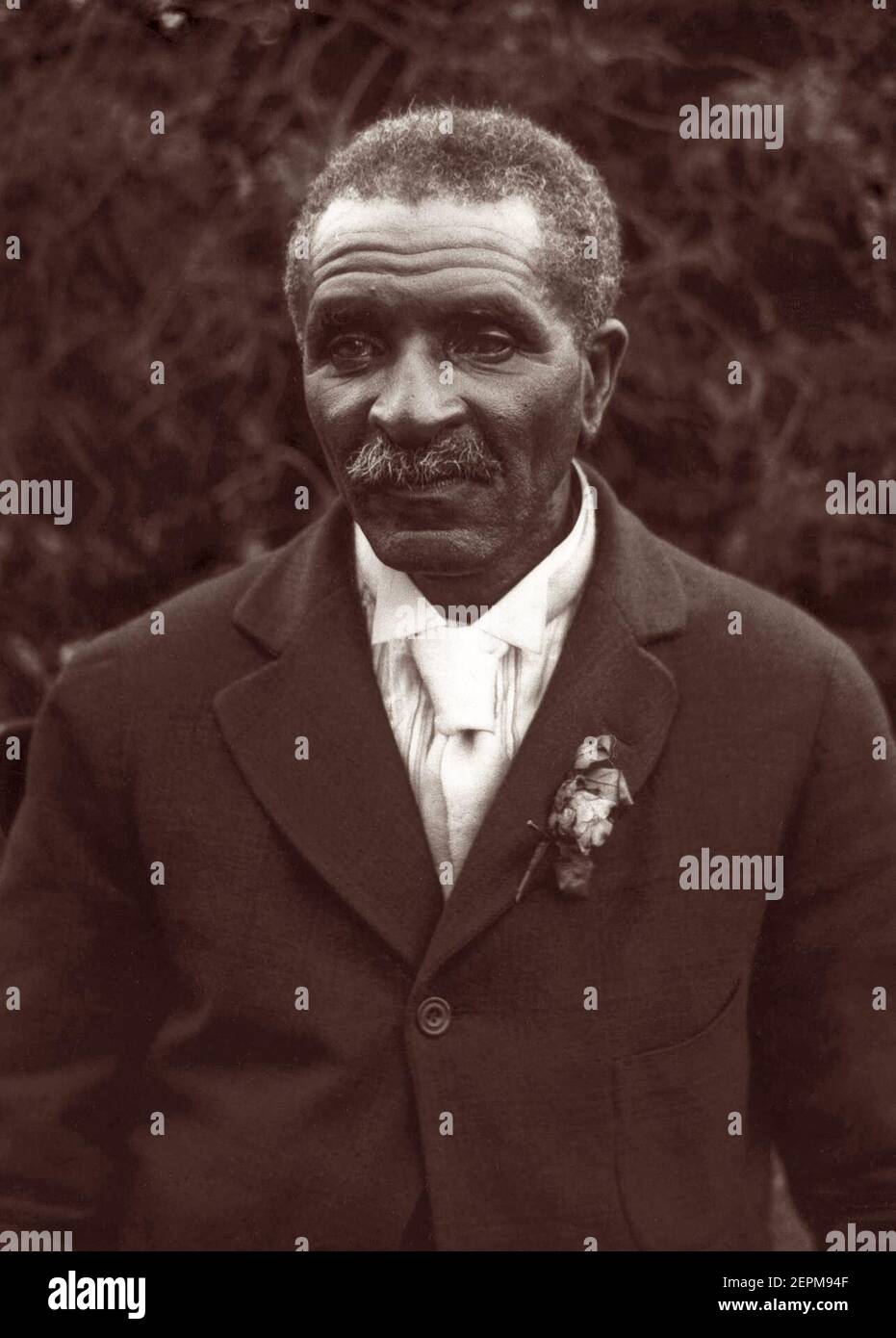 George Washington Carver (c1864-1943) al Voorhees College nel 1921. Carver, il più importante scienziato nero degli inizi del 20 ° secolo, era un professore al Tuskegee Institute (ora Università di Tuskegee). (STATI UNITI) Foto Stock