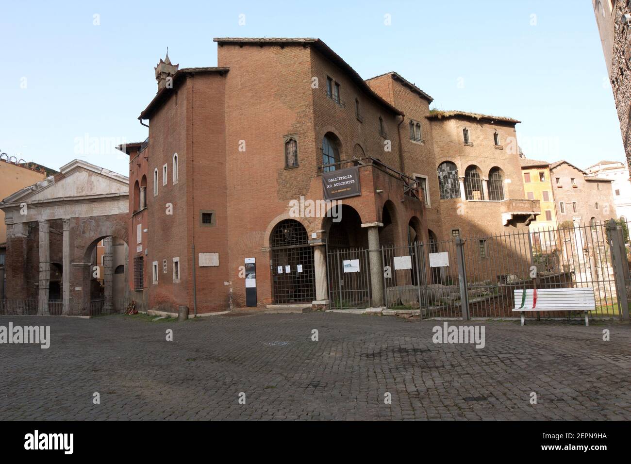 Porticus Octaviae (portico di ottavia), Roma Foto Stock