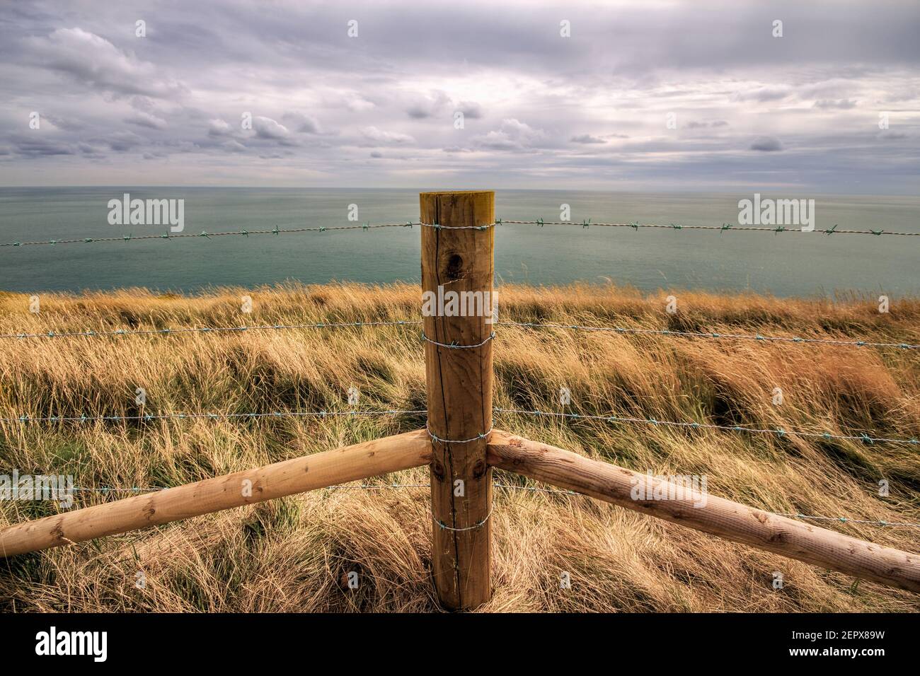 No Trespassing - una scogliera protetta bordo, Dorset Foto Stock