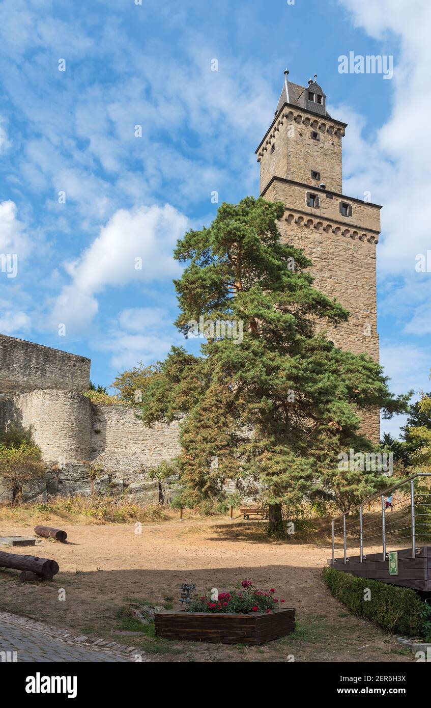Vista sul castello medievale di Kronberg im Taunus, Assia, Germania Foto Stock