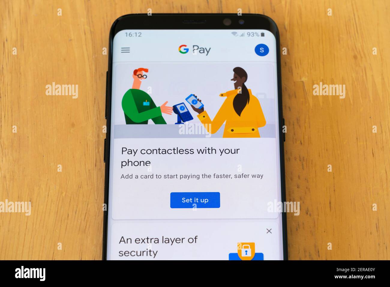 L'app Google Pay sullo schermo di uno smartphone. Google Pay è una piattaforma di portafoglio digitale e un sistema di pagamento online sviluppato da Google Foto Stock