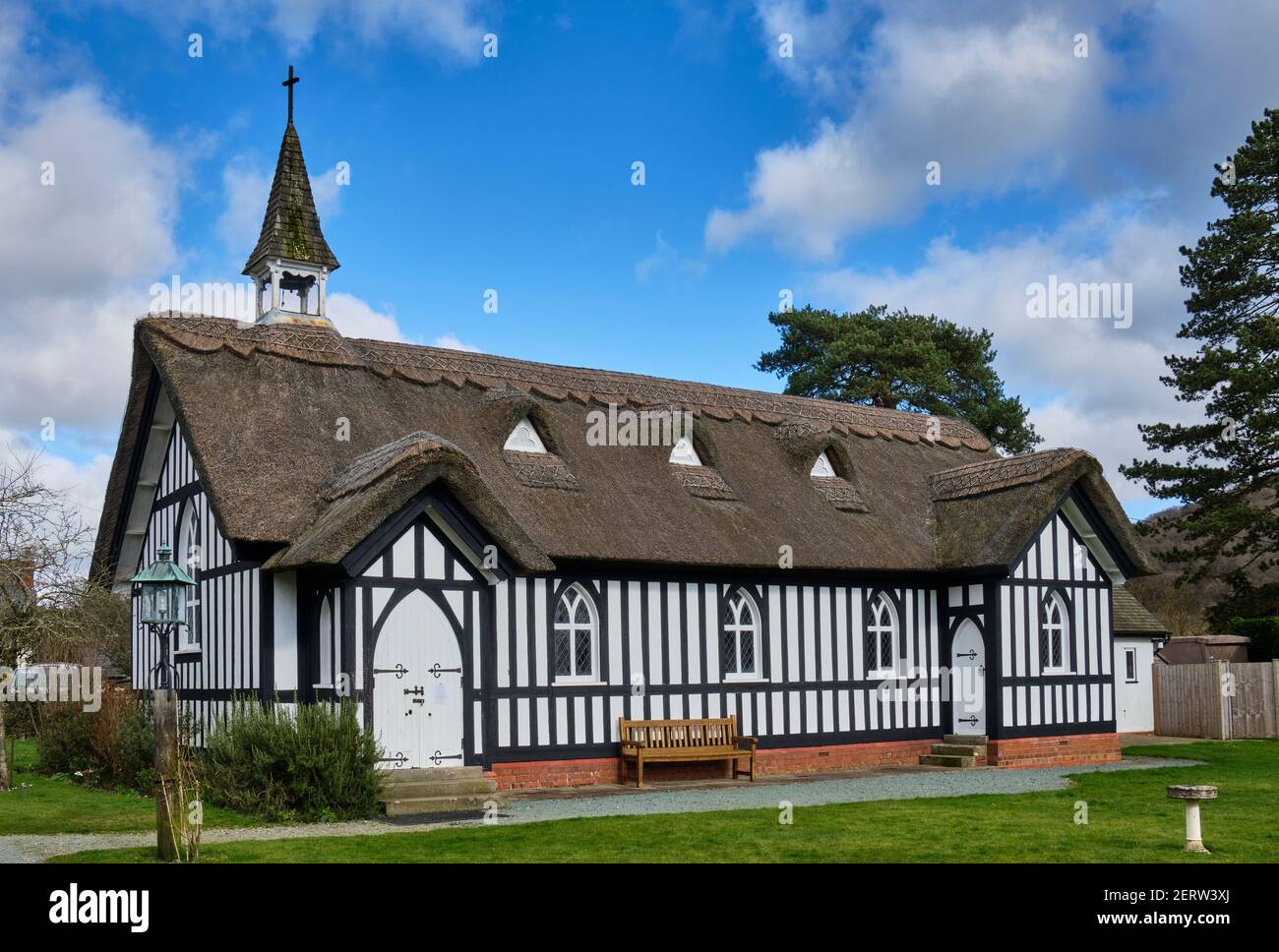 Chiesa di tutti i Santi a Little Stretton, vicino a Church Stretton, Shropshire Foto Stock