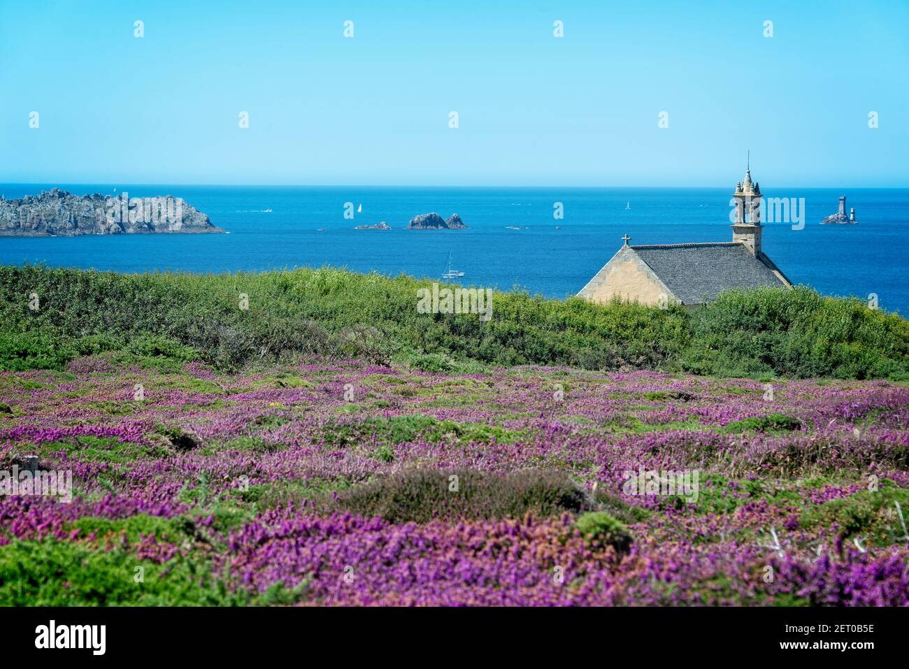 La costa atlantica alla Pointe du Raz a Cap Sizun, nel Finistère, Britanny, Francia Foto Stock
