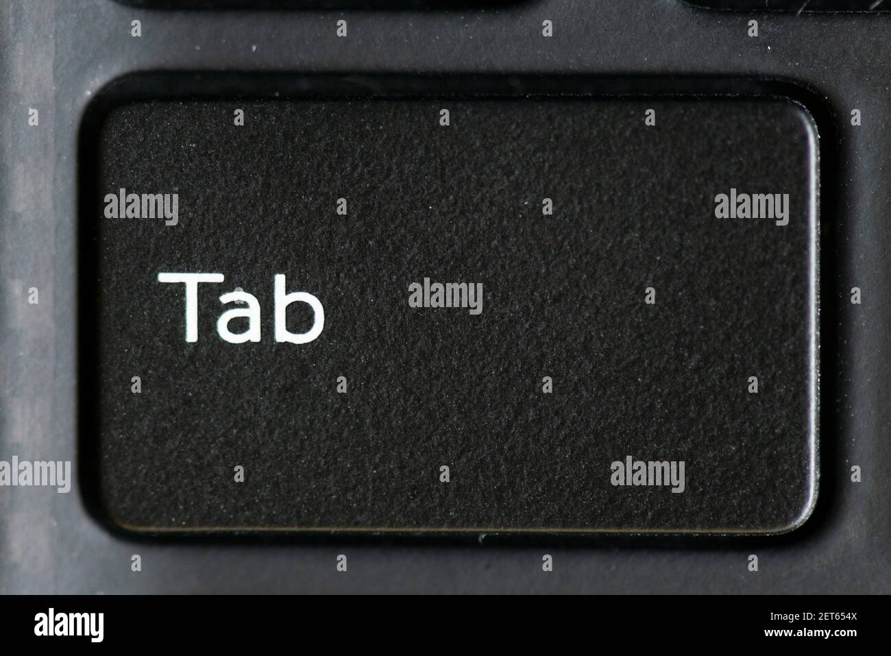 Tasto Tab sulla tastiera di un computer portatile Foto stock - Alamy
