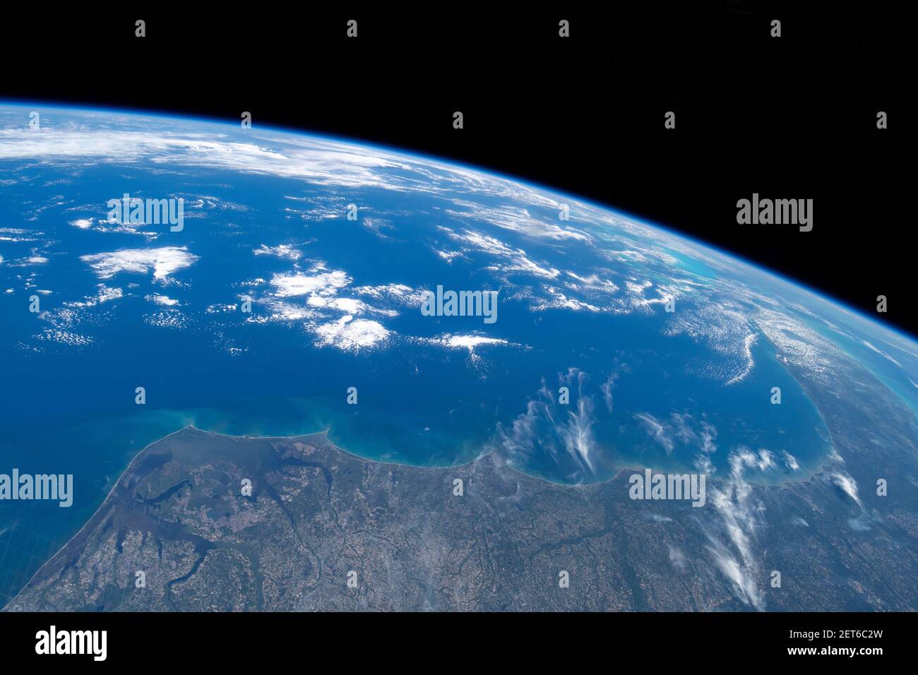 Costa orientale degli Stati Uniti, da Virginia Beach, VA a Miami, FL, 256 miglia sopra terra, dalla ISS, 23 aprile 2019, dalla NASA/DPA Foto Stock
