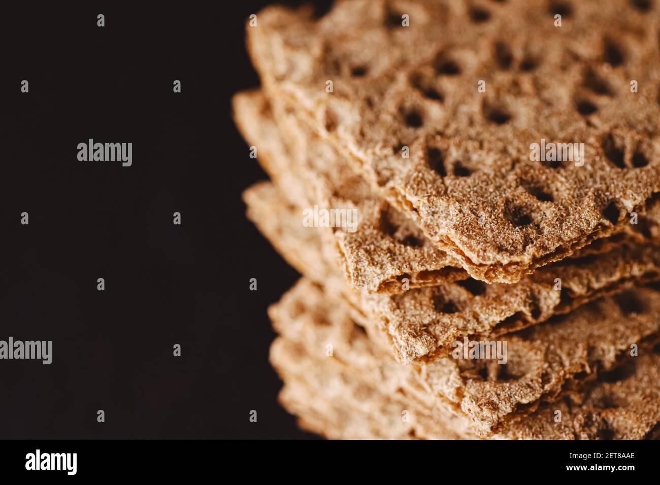 Cracker di grano intero croccanti, cibo dieta closeup Foto Stock
