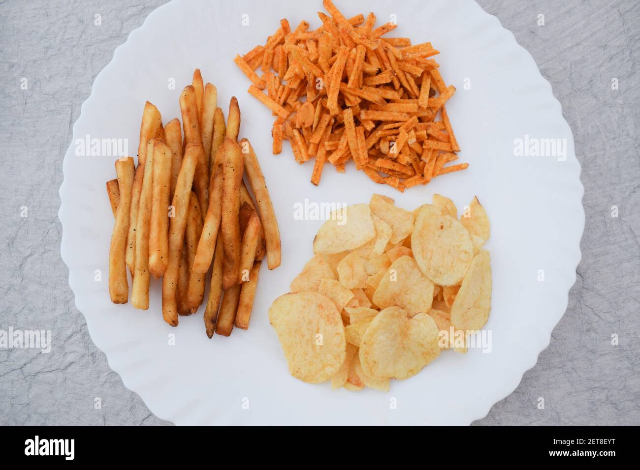 Piatti indiani a base di ricette a base di digiuno, Upawas per navratri, maha shivratri, ekadashi noto anche come vrat ka khana. Tutto fatto di patate. Patatine, f Foto Stock