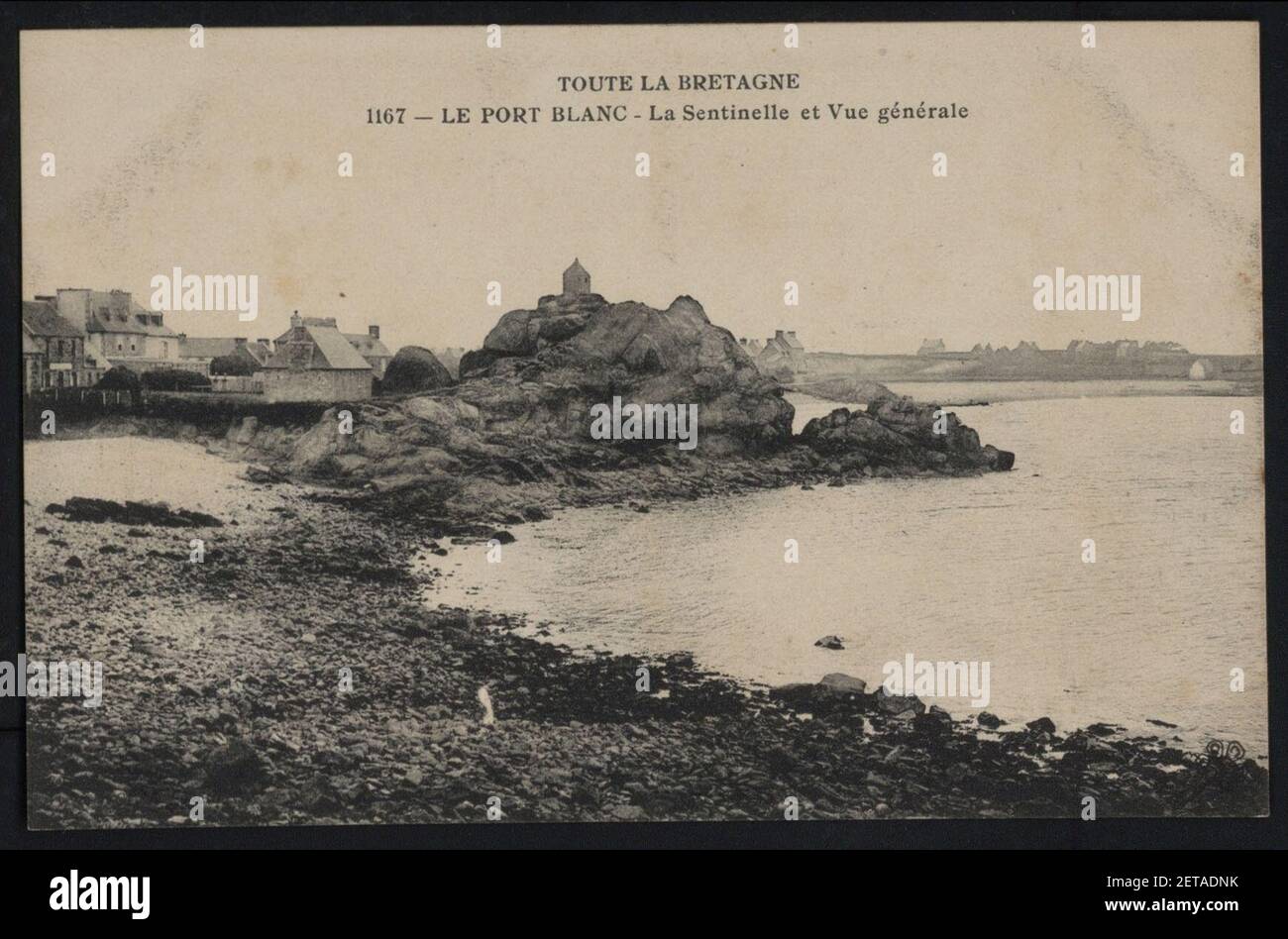 Penvénan - Port-Blanc rocher de la Sentinelle et vue générale - AD22 - 16FI7015. Foto Stock