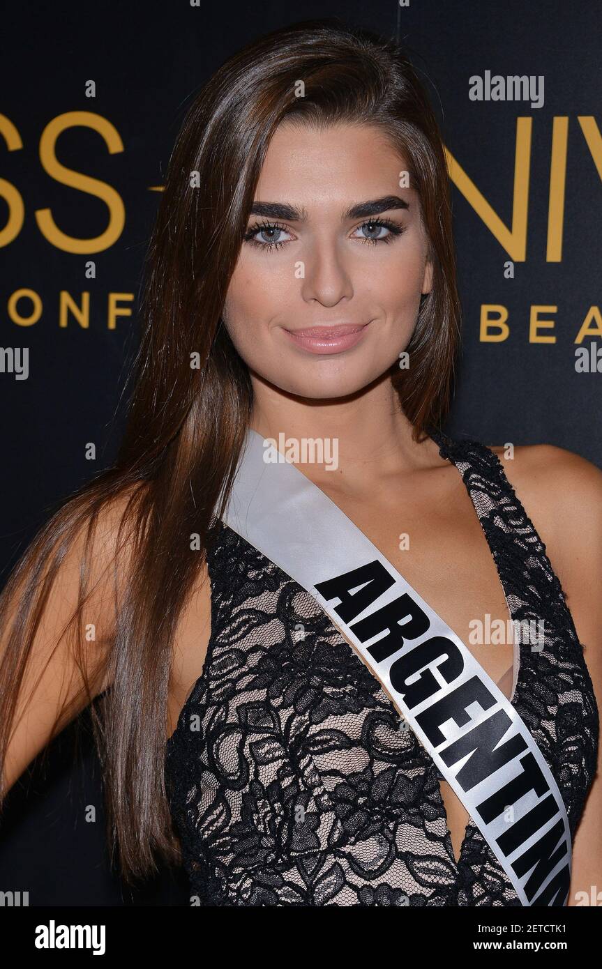 Miss Argentina Estefania Bernal sessantacinquesima Miss Universe Press Junket tenuto presso il Conrad Hotel a Forbes 1 a Pasay City, Filippine venerdì 27 gennaio 2017 (Foto di Sthanlee B. Mirador) *** Please use Credit Field *** Foto Stock