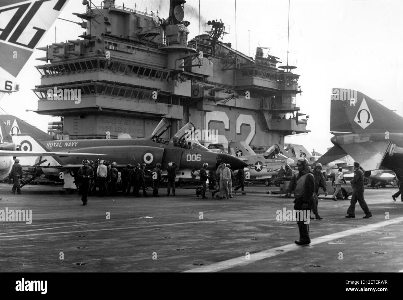 Phantom FG1 892 NAS su USS Independence (CVA-62) 1971. Foto Stock