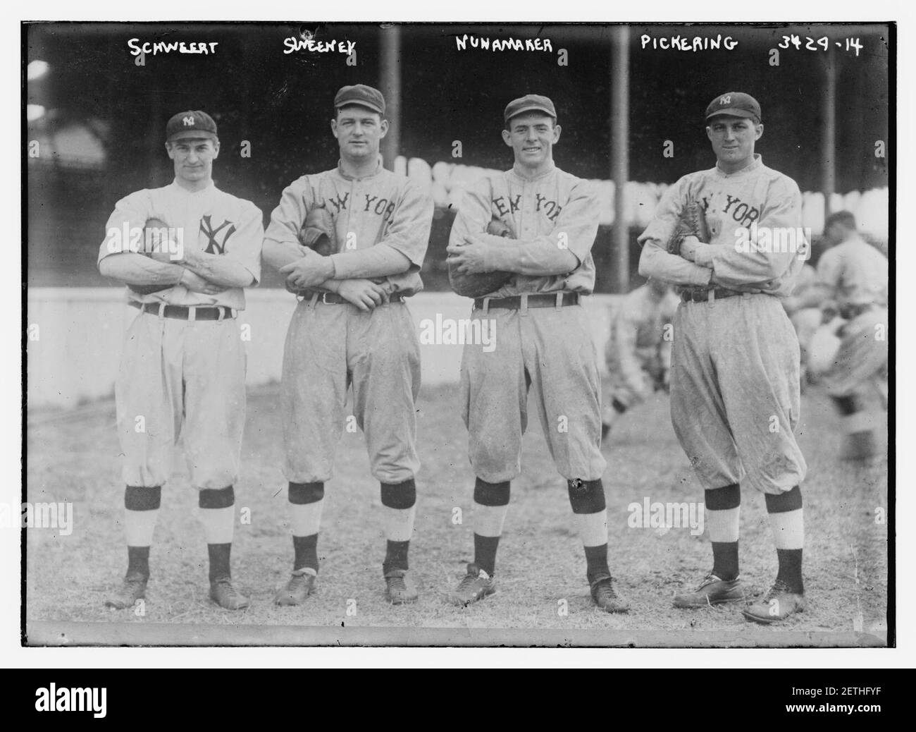 Pi Schwert, Ed Sweeney, Les Nunamaker, Arthur Pickering (semi-pro catcher), New York AL (baseball) Foto Stock