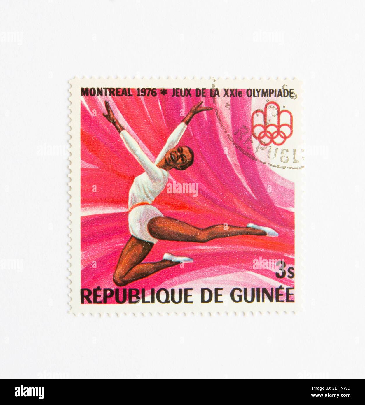 01.03.2021 Istanbul Turchia. Repubblica di Guinea francobollo. Circa 1976. Montreal 1976 Olimpiadi estive. Ginnastica Foto Stock