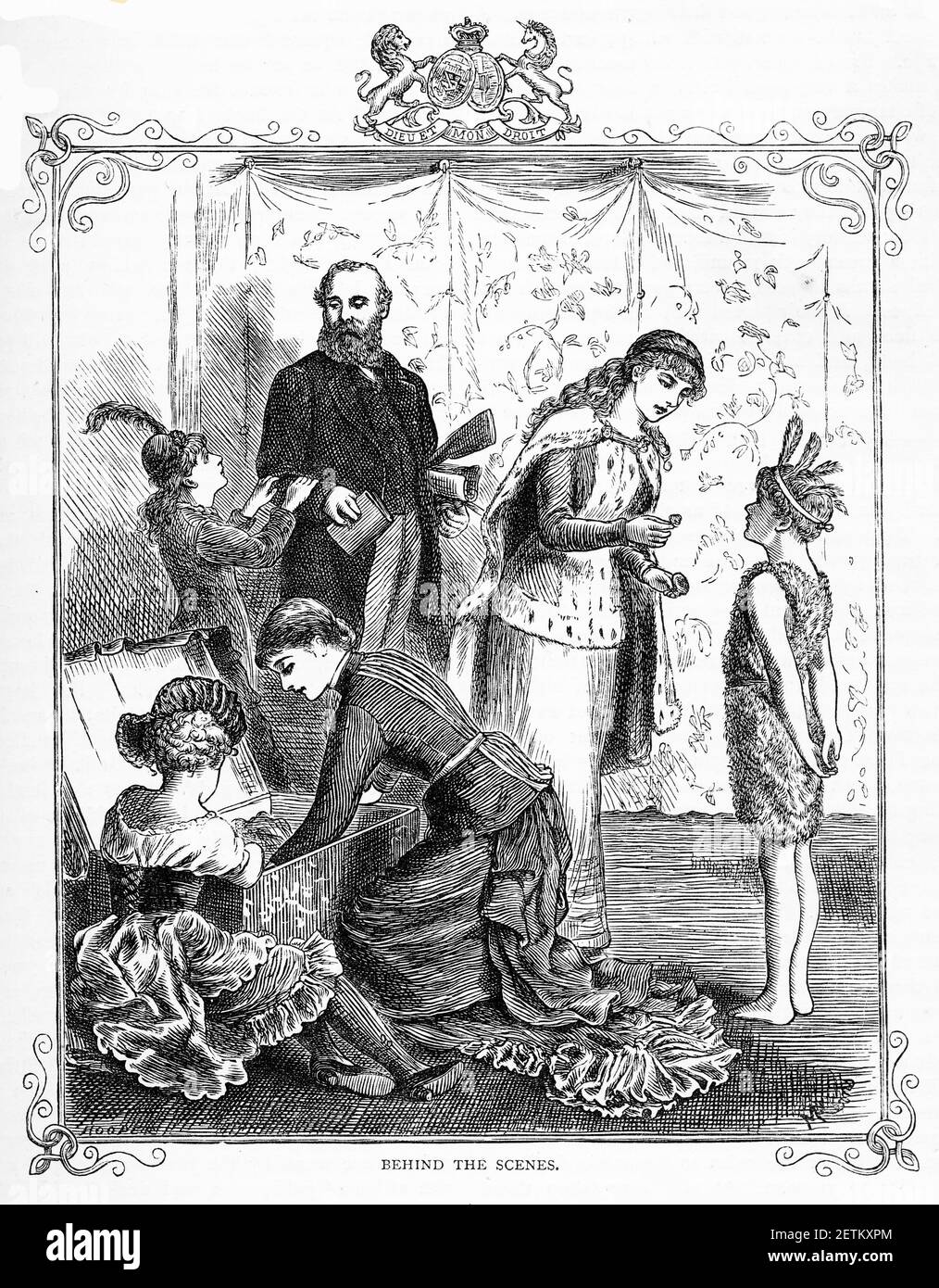 Incisione di una famiglia che si prepara ad un evento sul palco con i bambini vestiti in costumi di fantasia Foto Stock