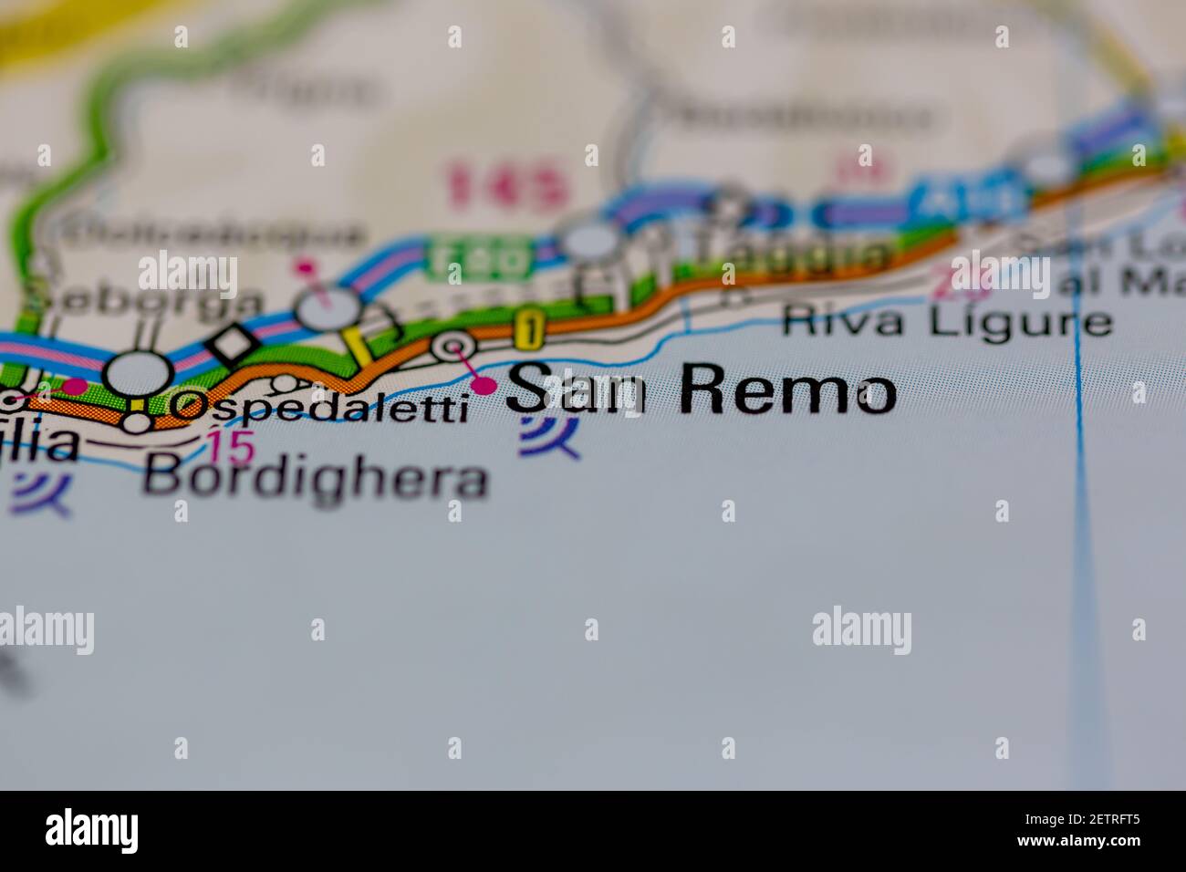 San Remo mostrato su una mappa stradale o su una mappa geografica e atlas Foto Stock