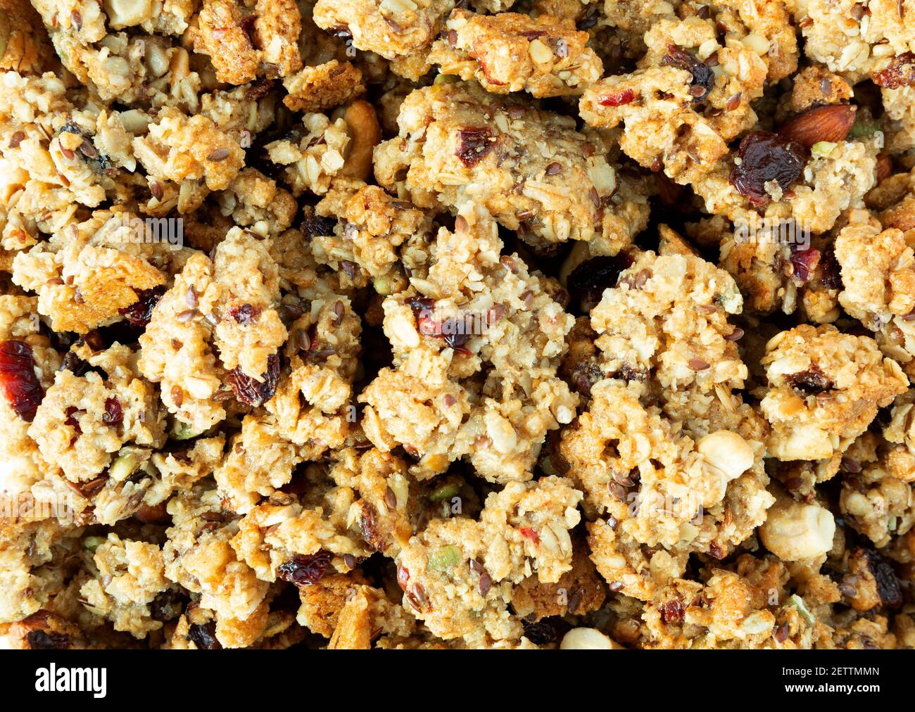 Vista ravvicinata del granulo intero con frutta e noci Foto Stock