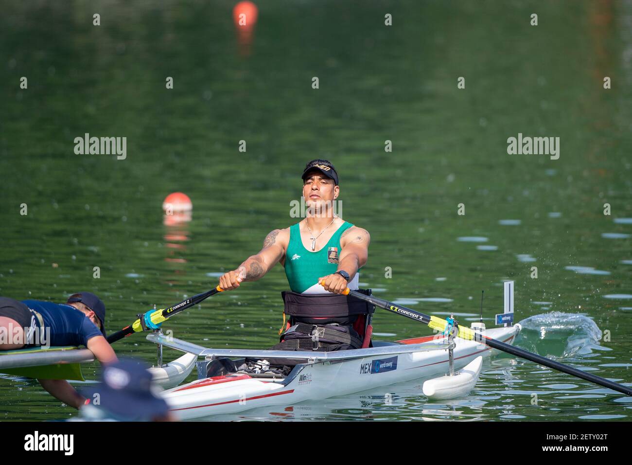 Linz, Austria, domenica 25 agosto 2019, Campionato del mondo di canottaggio FISA, Regatta, MEX PR M1X, Michel MUNOZ MALAGON, [credito obbligatorio; Peter SPURRIER/Intersport Images] 15:30:59, Domenica Foto Stock