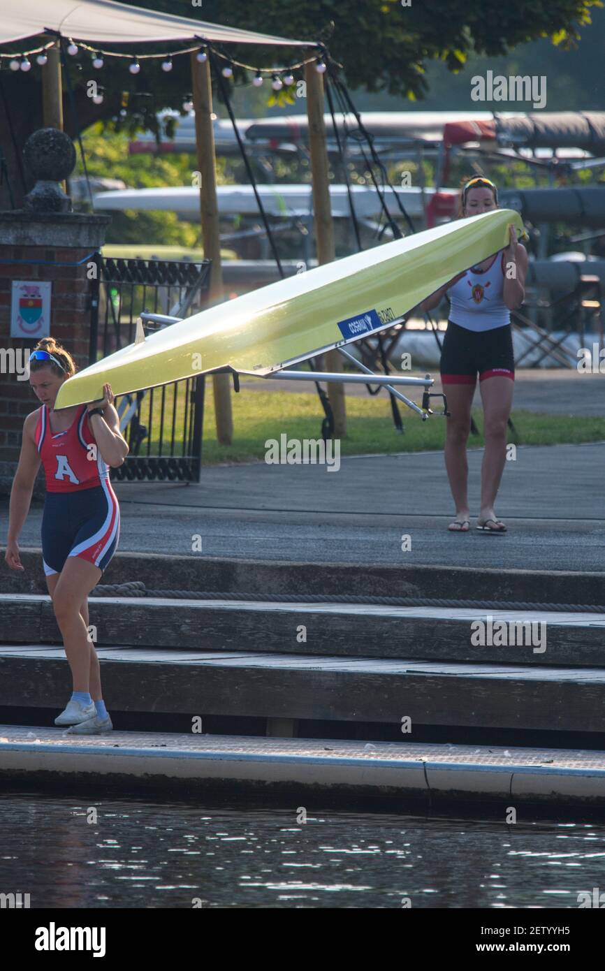 Henley-on-Thames, Berkshire, UK., Wednesday, 12/08/2020, W2-, atleti, equipaggi in barca dal Leander Club per l'allenamento, [ credito obbligatorio © Peter Spurrier/Intersport Images], Foto Stock