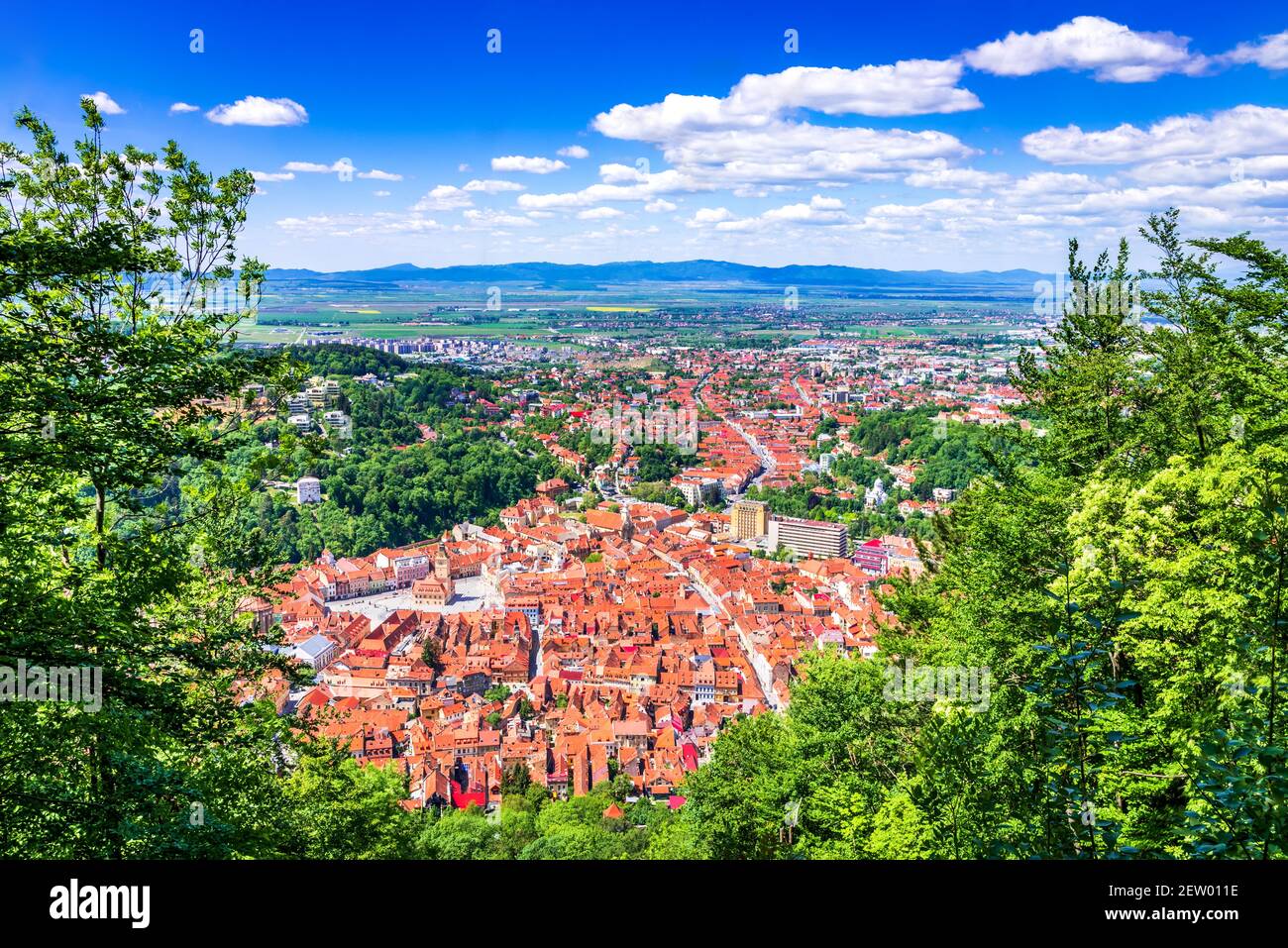 Brasov, Romania - Vista aerea del centro medievale di Brasov in Transilvania Foto Stock