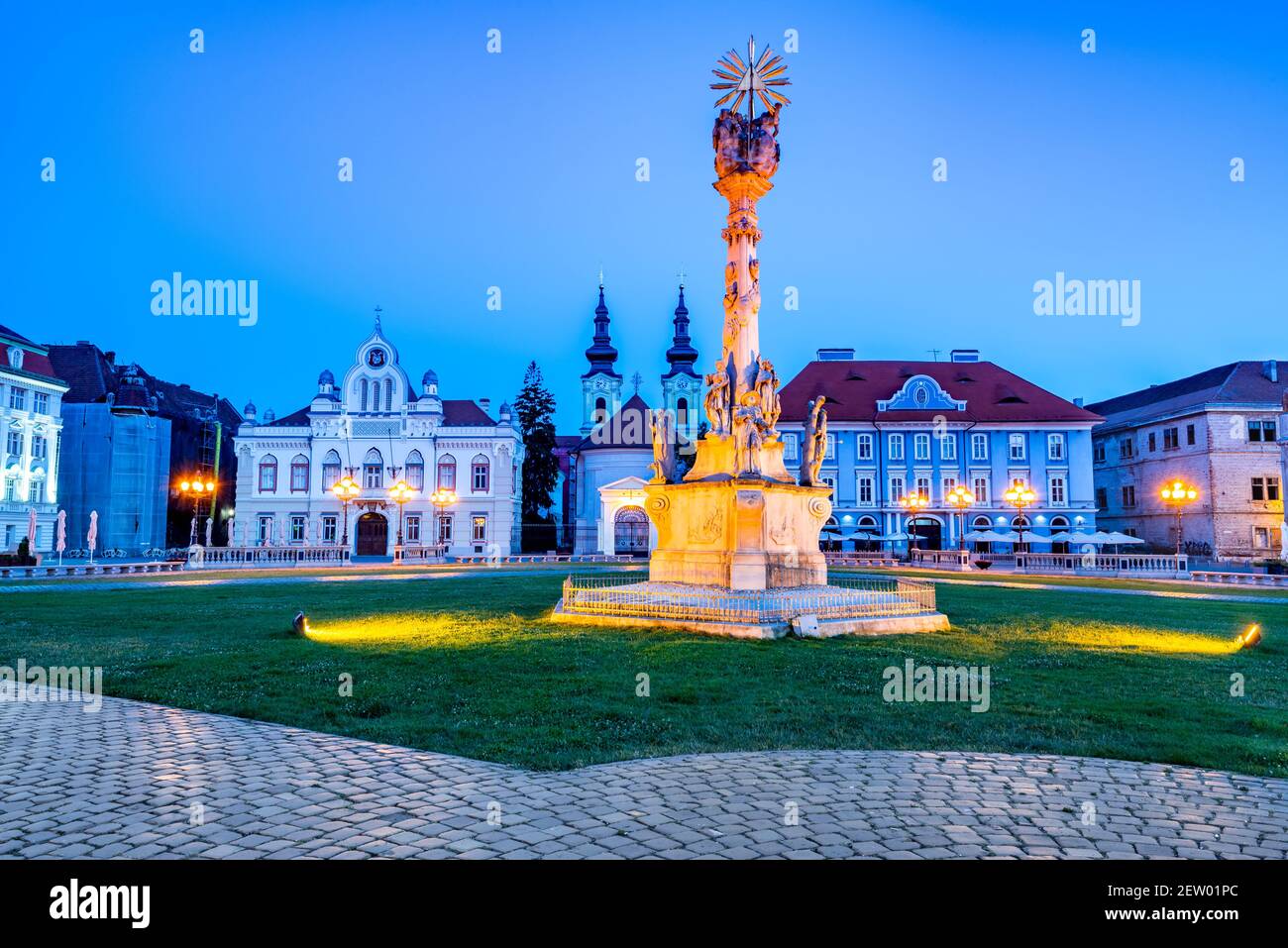 Timisoara, Romania - Piazza dell'Unione, architettura della Transilvania occidentale di Banat. Foto Stock