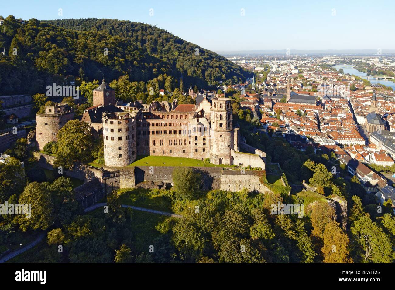 Germania, Baden Wurttemberg, Heidelberg, la città, il castello (vista aerea) Foto Stock