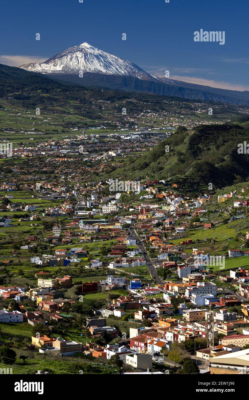 Spagna, Isole Canarie, isola di Tenerife, vista sul Monte Teide dal Mirador de Jardina Foto Stock