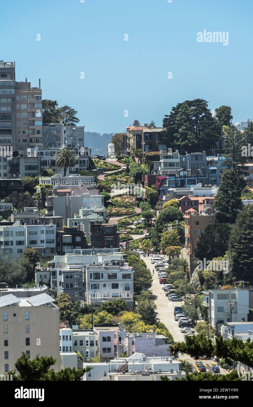 San Francisco, California, USA - 18 Giugno 2014 : Vista di Lombard Street Foto Stock