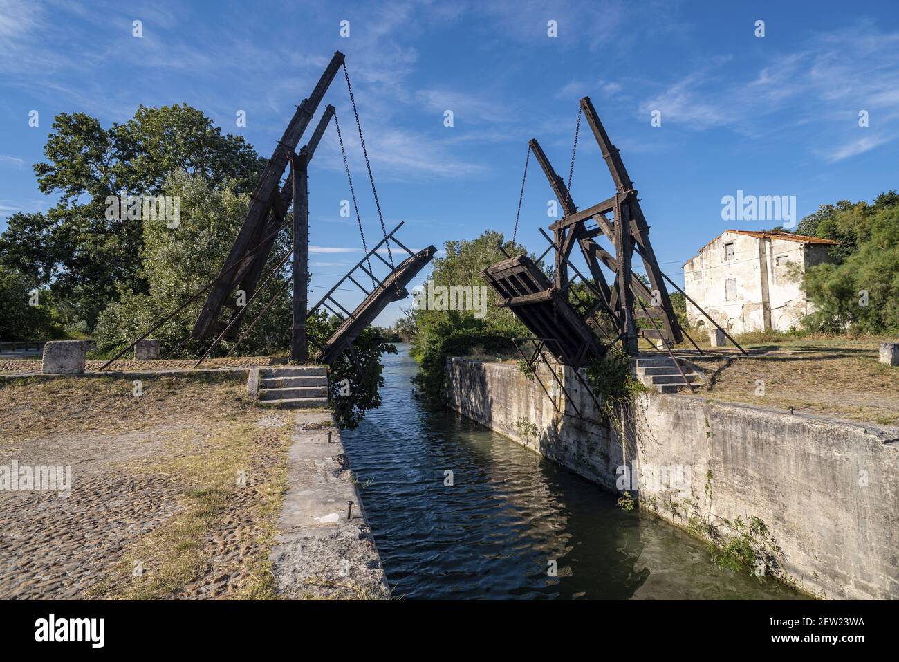 Francia, Bouches du Rhône (13), Viarhôna, Arles, il ponte di Langlois noto come il ponte di Van Gogh Foto Stock