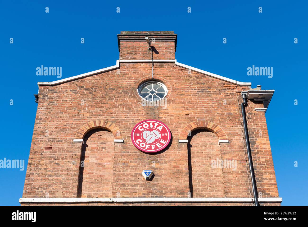 Caffetteria Costa Drive Thru a Five Ways, Edgbaston, Birmingham, Regno Unito Foto Stock