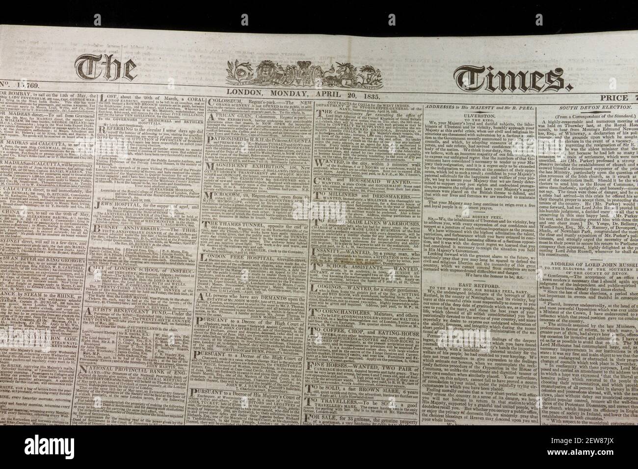 Mast head e la prima pagina del giornale Times (lunedì 20 aprile 1835), Londra, Regno Unito. Foto Stock