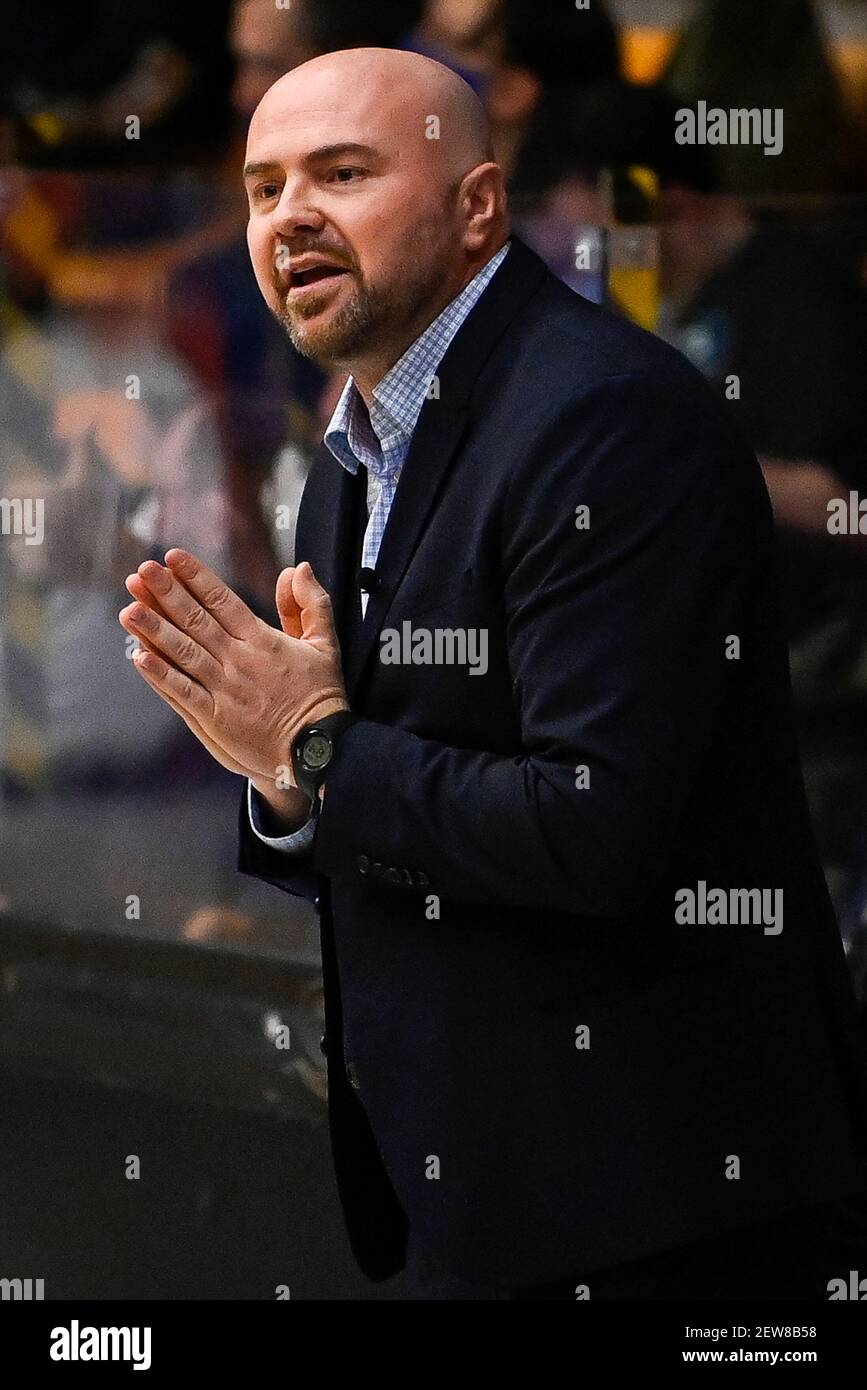 Il capo allenatore di Mons Vedran Brosnic è stato raffigurato durante la partita di pallacanestro tra Okapi Aalst e Mons Hainaut, martedì 02 marzo 2021 ad Aalst, una g spugnata Foto Stock