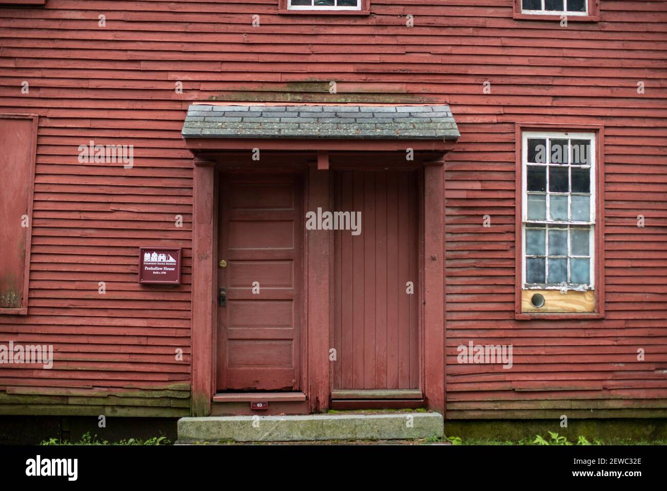 Questa casa è una delle ultime ad essere restaurata al Museo Strawberry Banke. Questa casa di saletta è stata costruita in circa 1750 ed è stata situata all'angolo di Foto Stock