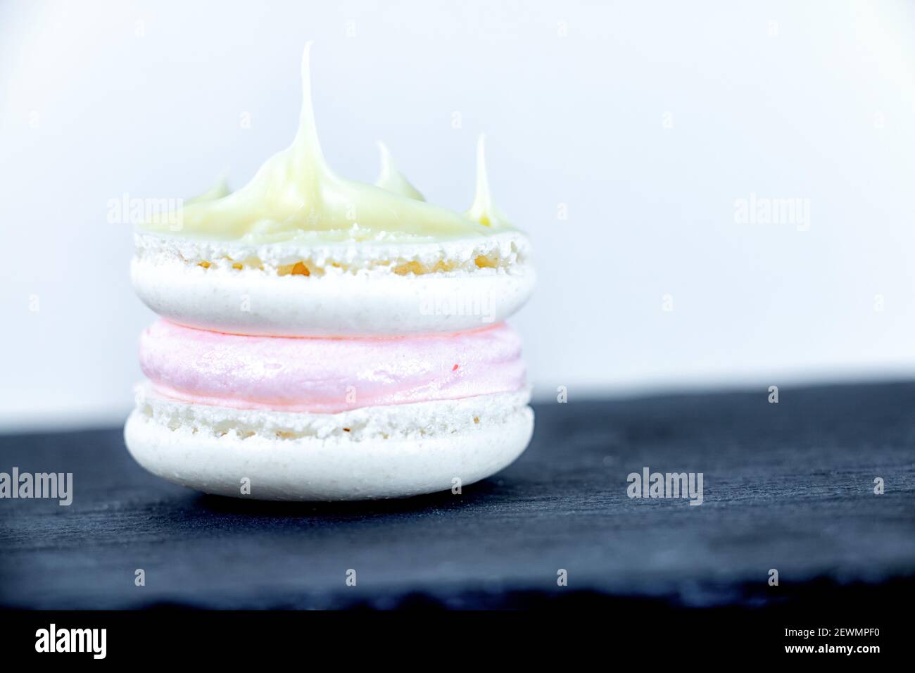 Macaron in diversi look Foto Stock