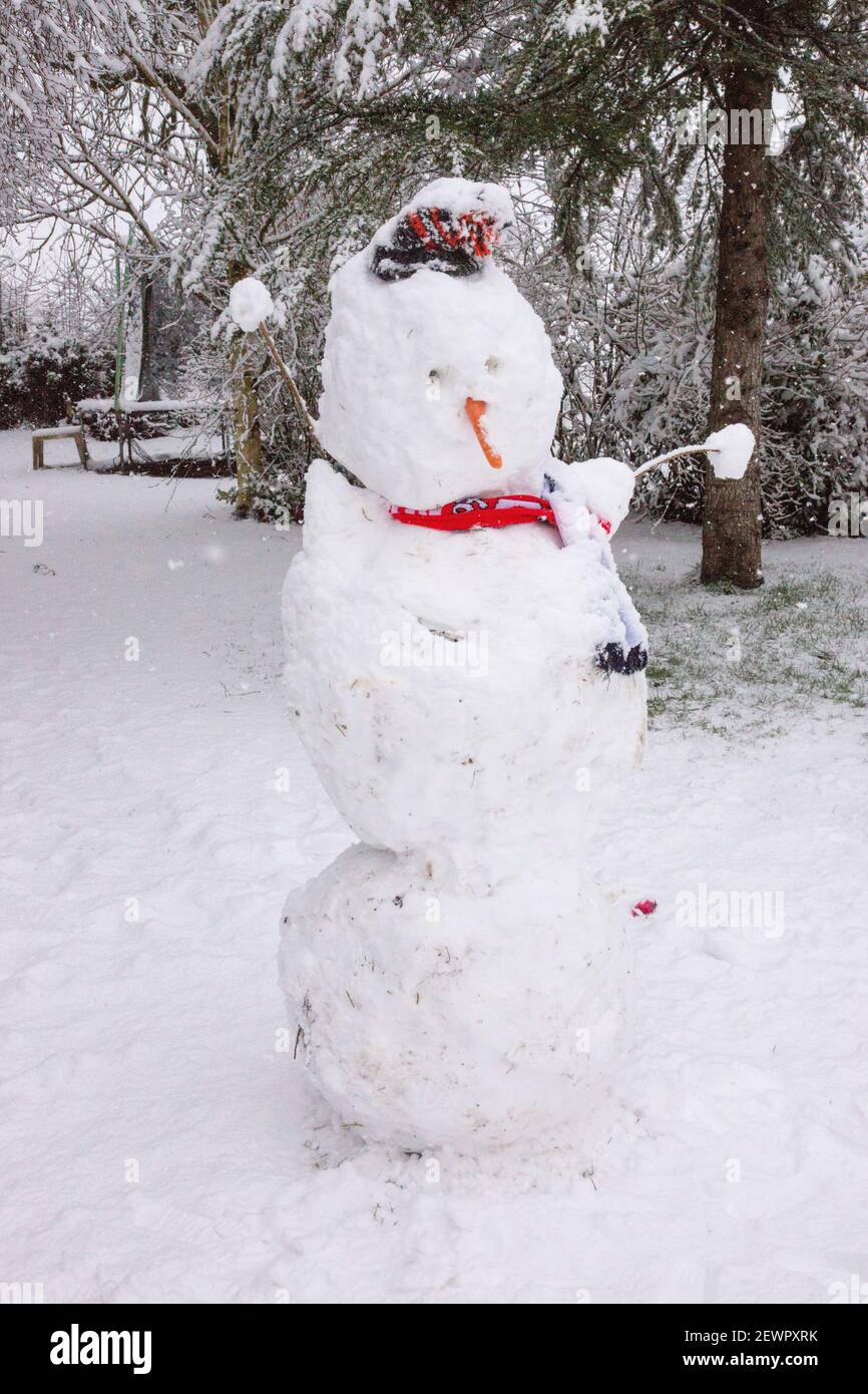 Pupazzo di neve, Medstead, Hampshire, Inghilterra, Regno Unito. Foto Stock