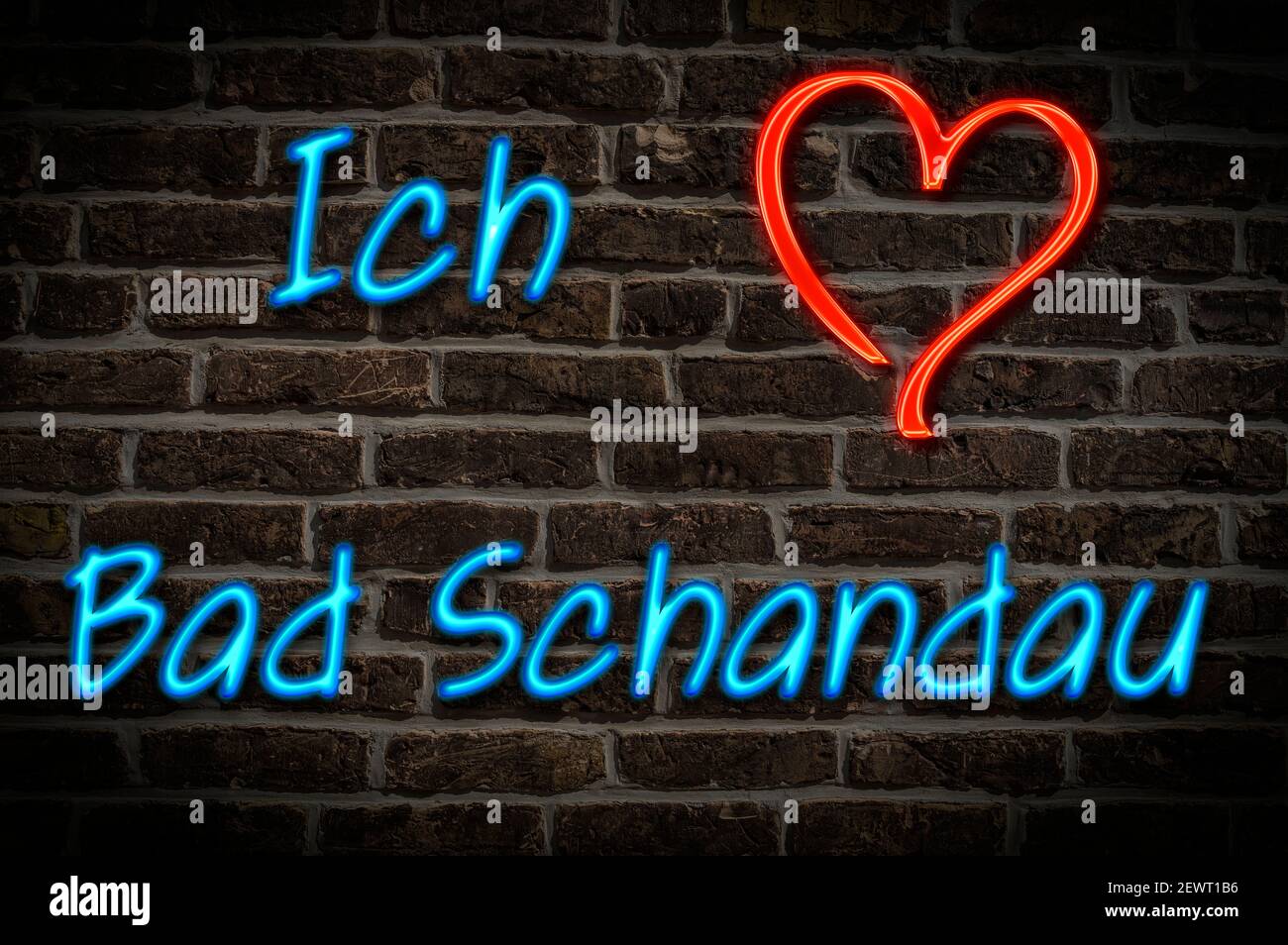 Leuchtreklame, Ich liebe Bad Schandau, Sachsen, Deutschland, Europa | Pubblicità illuminata, amo Bad Schandau, Sassonia, Germania, Europa Foto Stock