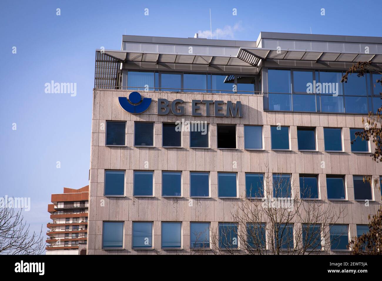 Sede centrale di BG ETEM, Associazione professionale per l'energia, i tessili, l'elettricità e i prodotti di media su Gustav-Heinemann-Ufer nella districa Bayenthal Foto Stock