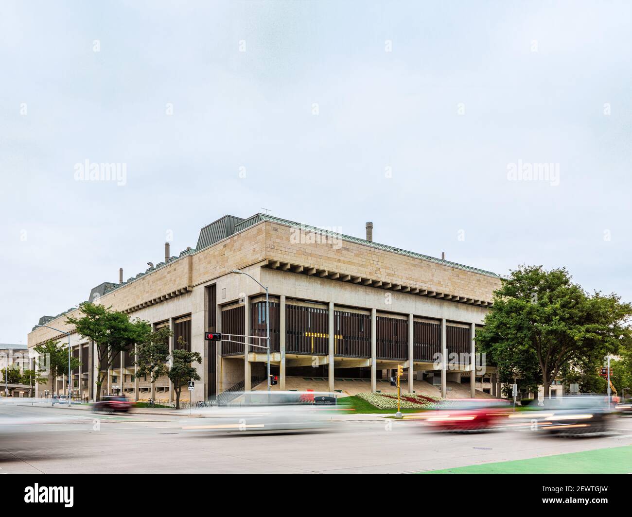 George L. Mosse Humanities Building presso l'Università del Wisconsin Madison, progettato da Harry Weese Foto Stock