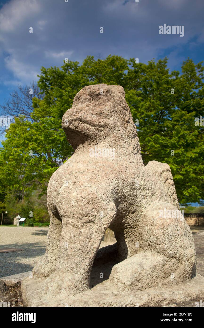 Corea, Gyeongsangbuk-do, Gyeongju, tempio Bunhwang-SA, statua del leone Guardiano Foto Stock