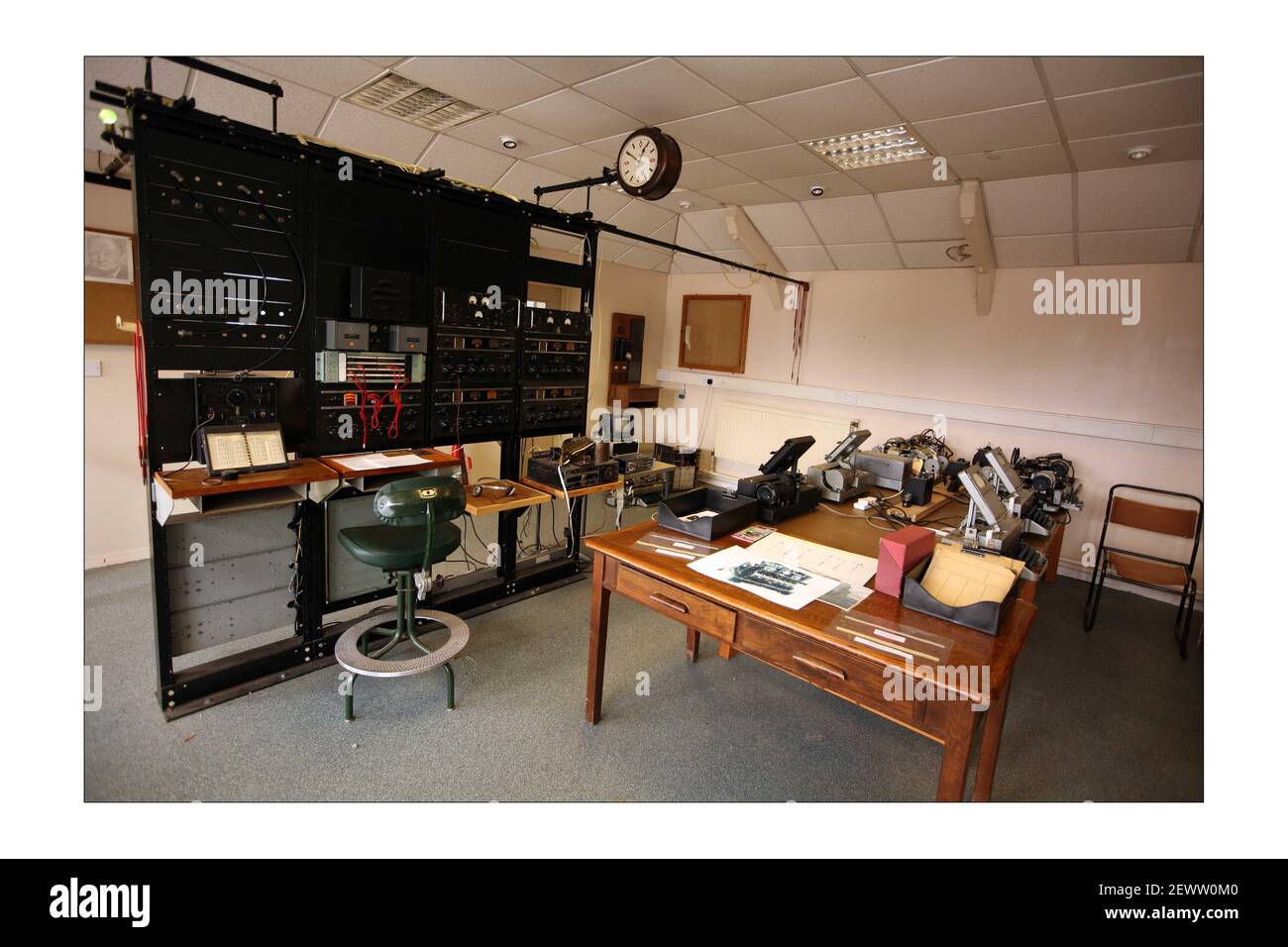 Bletchley Park, National Codes e Cipher Center.... Sede della macchina Enigma, della Bomba e del Colossus. Le famose capanne dove i codici sono stati rotti durante la seconda guerra mondiale, sono ora in seria necessità di riparazione e di upgrading.Photograph da David Sandison l'indipendente Foto Stock