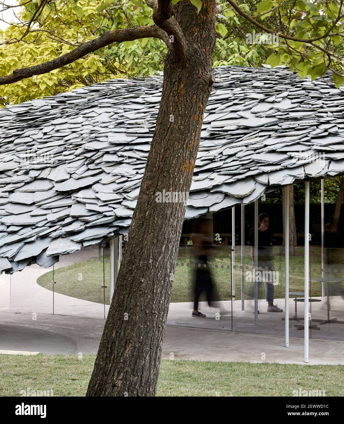 Visualizzazione dell'ora del giorno. Serpentina Pavilion 2019, LONDRA, Regno Unito. Architetto: Junya Ishigami , 2021. Foto Stock