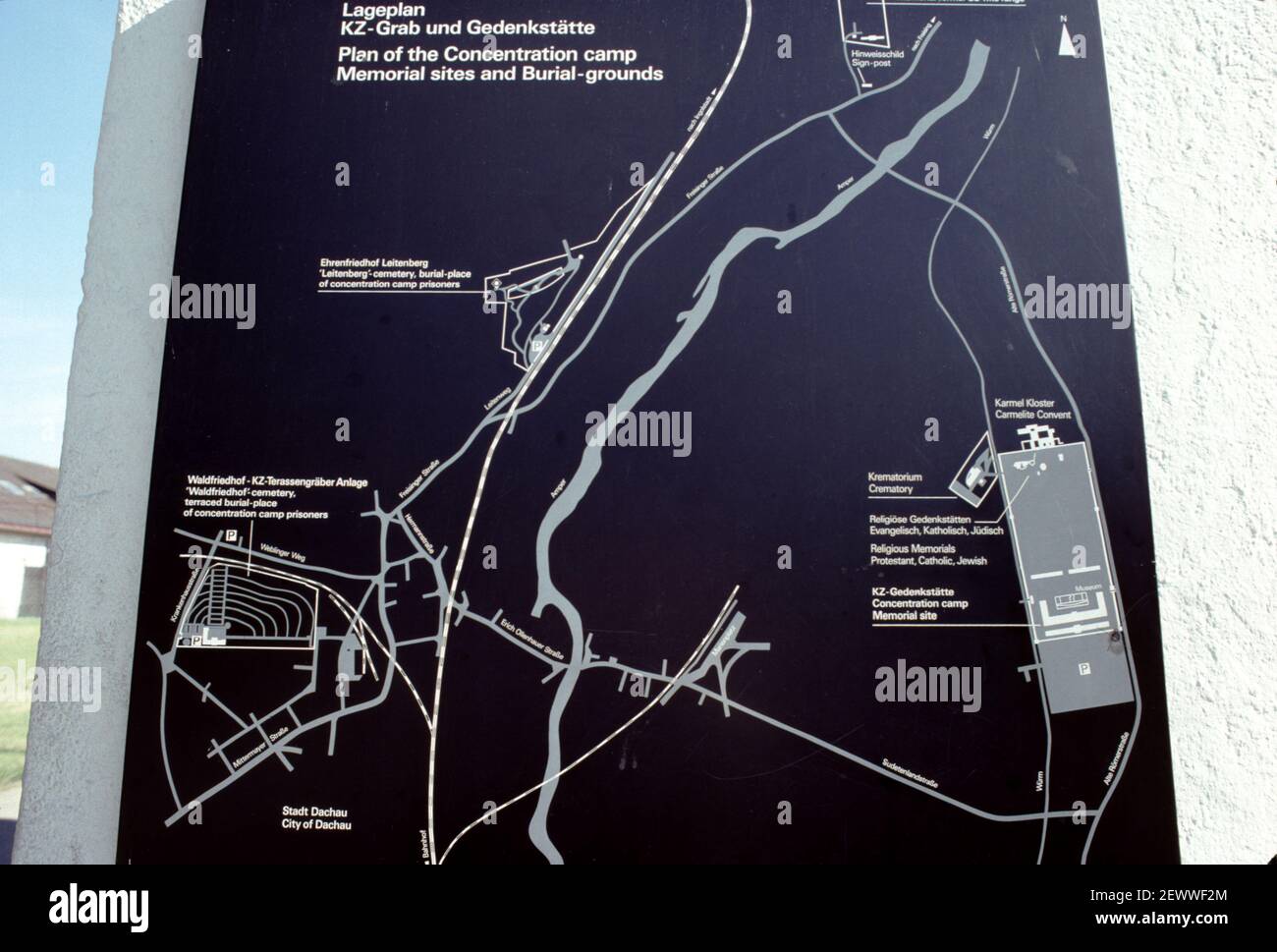 Dachau, Germania. 6/26/1990. Museo del campo di concentramento di Dachau. Dal 22 marzo 1933 al 29 aprile 1945. Primo campo costruito dal Reich nazista. Organizzazione e luoghi del campo di concentramento nazista di Reich. Foto Stock