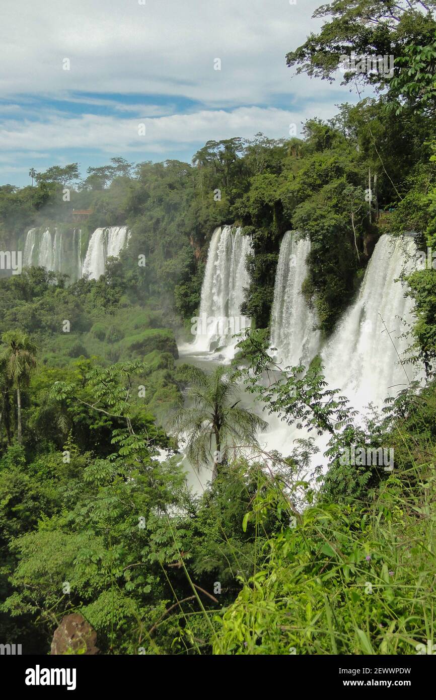 Cascate di Iguazu, una delle sette meraviglie naturali del mondo Foto Stock