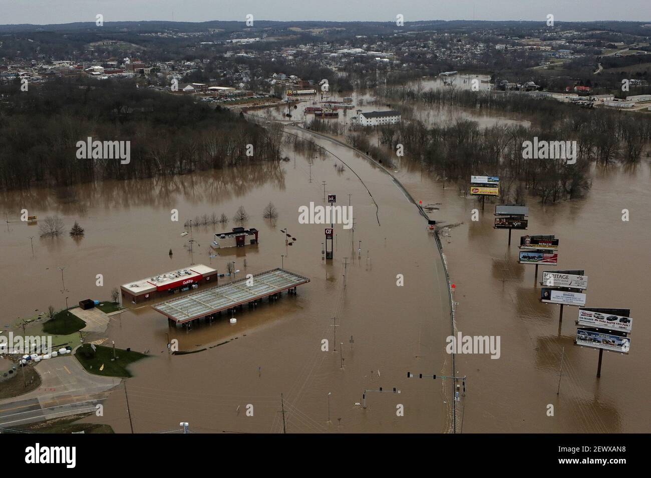 Il Mississippi River FORUds Union, Mo., il 29 dicembre 2015. (Foto di Huy Mach/St. Louis Post-Dispatch/TNS/Sipa USA) Foto Stock