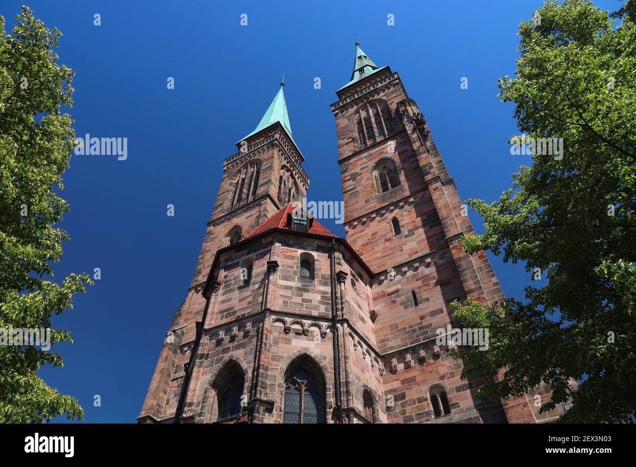 Monumenti storici della Germania - Norimberga chiesa di San Sebaldo. Architettura gotica in Germania. Europa medievale. Foto Stock