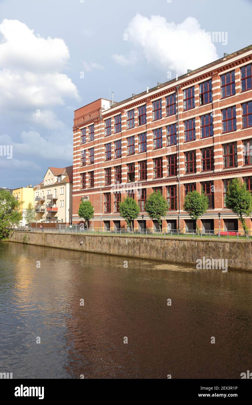 Distretto di Plagwitz nella città di Lipsia in Sassonia, Germania. Ex edificio industriale riproposto. Foto Stock