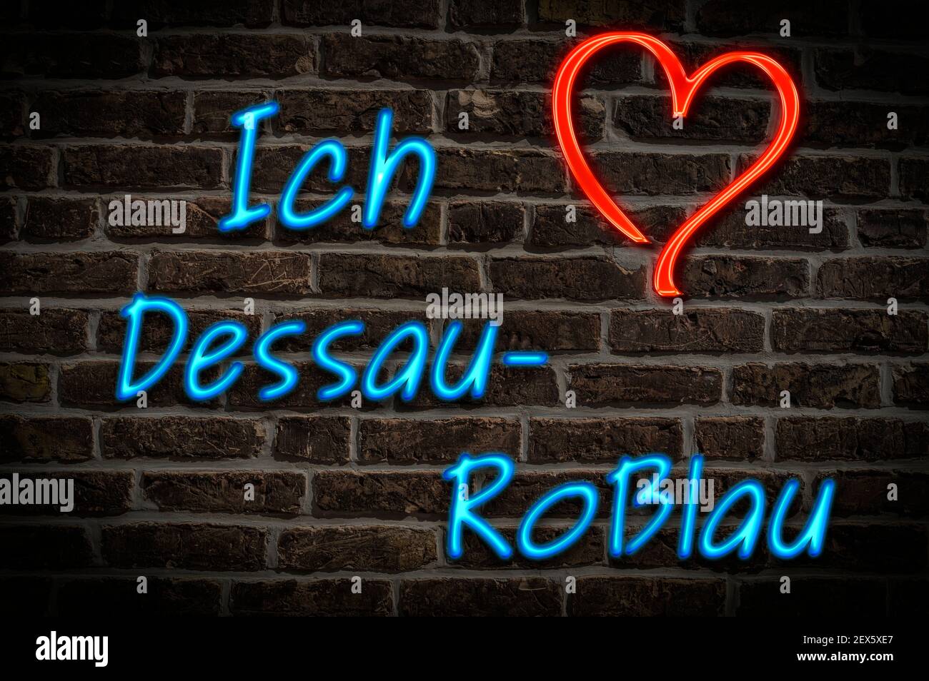 Leuchtreklame, Ich liebe Dessau-Roßlau, Sachsen-Anhalt, Deutschland, Europa | Pubblicità illuminata, mi piace Dessau-Roßlau, Sassonia-Anhalt, Germania, E. Foto Stock