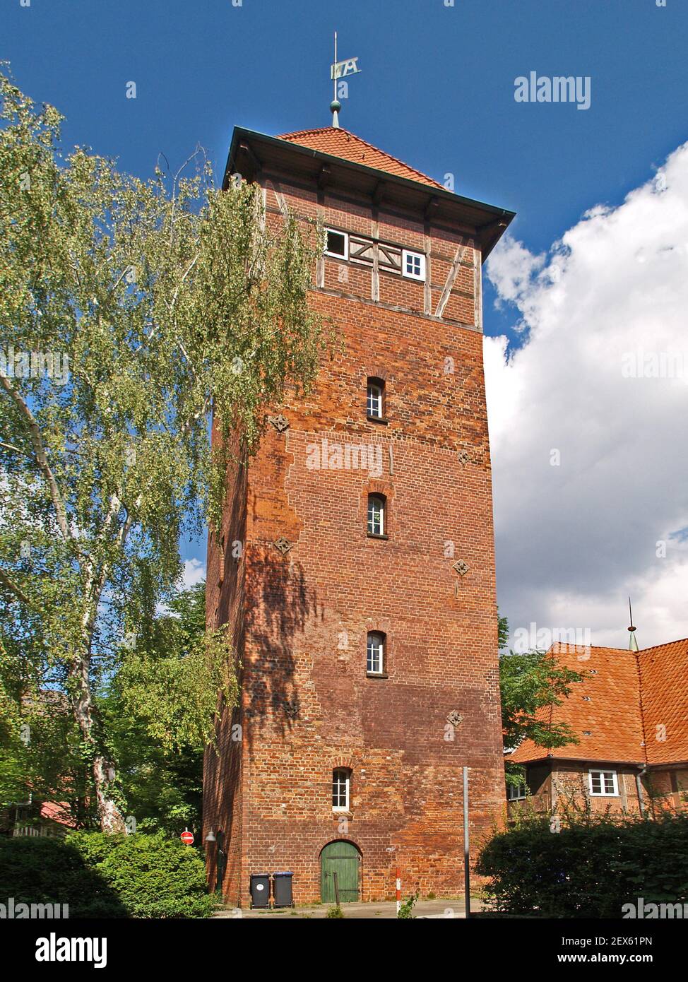 Sali a bordo della Mill Tower a Lueneburg, Germania Foto Stock